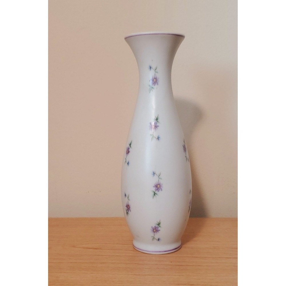 Victorian Garden, Hummelwerk, "Violets" Vase, Made in Japan With Original Labels